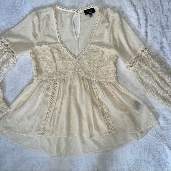 Vici Cream Lace Detail Blouse - Picture 2 of 7